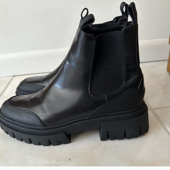 ZARA Black Chunky Ankle Boots - Picture 4 of 6